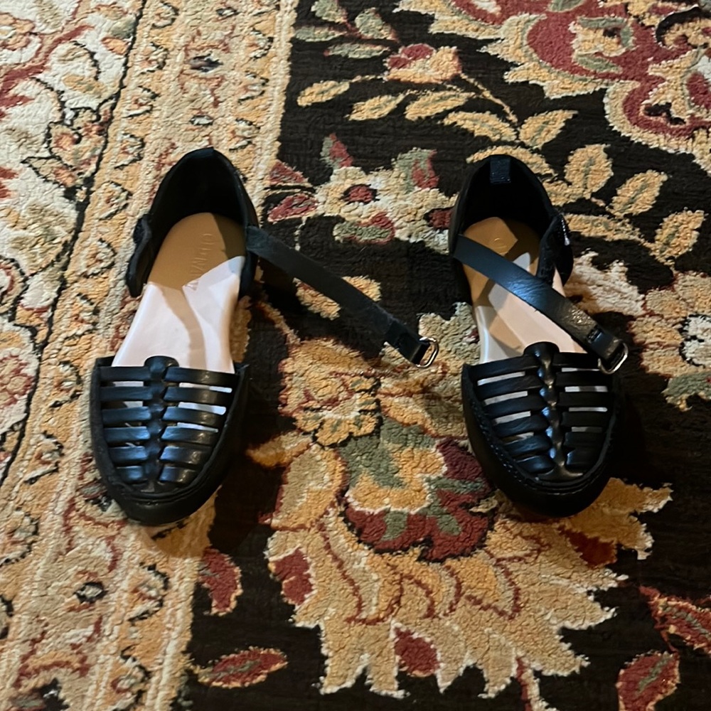 Black Sandals